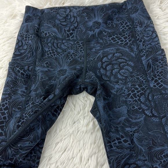 Lululemon Speed Up Crop (21") Nouveau Mach Blue Black - Picture 2 of 6